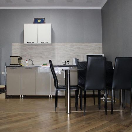 Ann'S Apartment Tbilisi Ngoại thất bức ảnh
