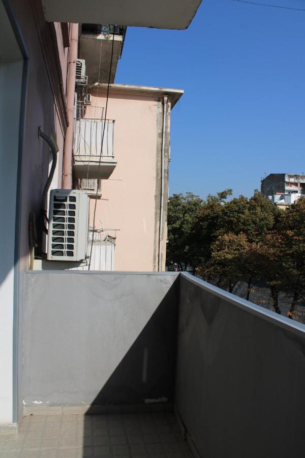Ann'S Apartment Tbilisi Ngoại thất bức ảnh